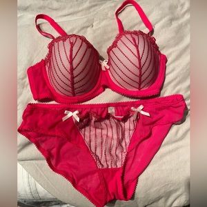 Bra and panties set
